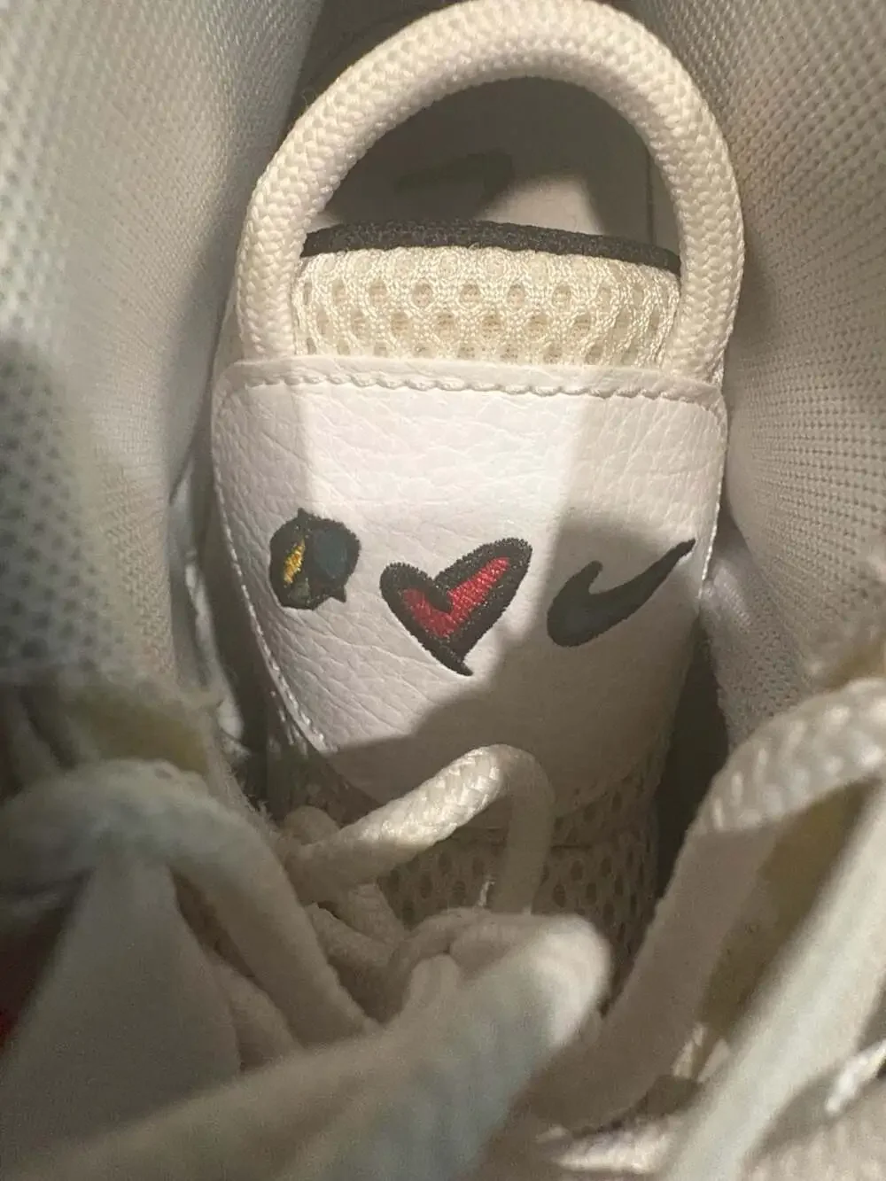 Nike UpTempo 12 (45)